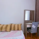1 Apartamento *