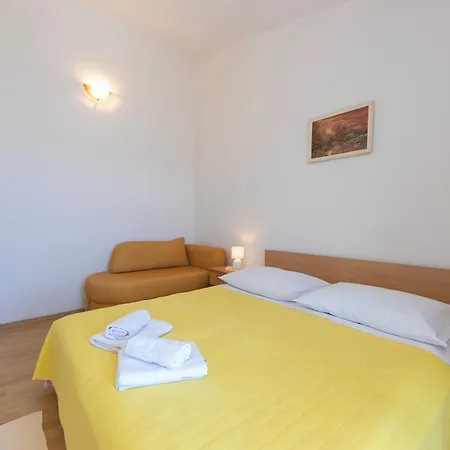 1 Appartement