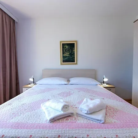 1 Appartement