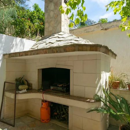 1 Podgora (Split-Dalmatia)