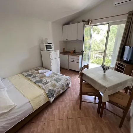 Apartment 1 *
