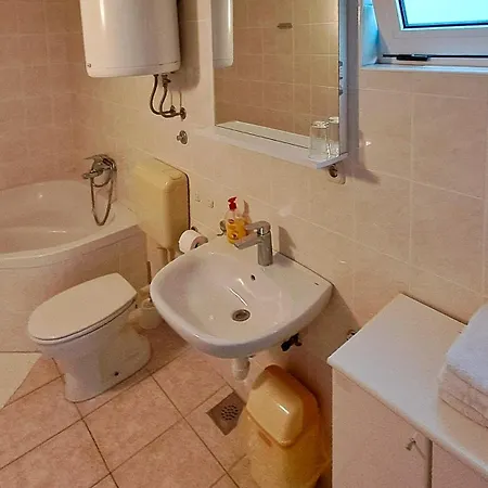 Apartment 1