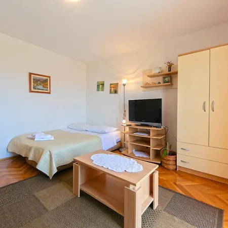 1 Apartment Podgora
